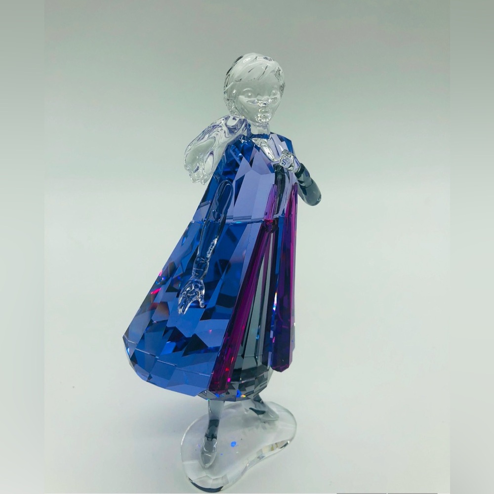 Swarovksi Frozen 2 Anna Figurine  with original boxe and COA